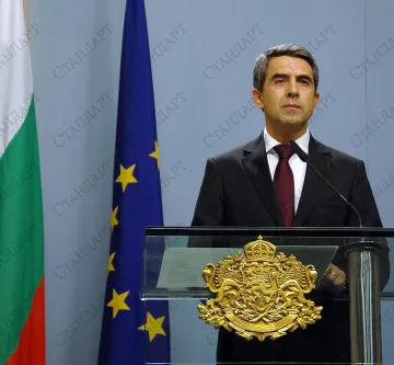 Президентът излезе със становище за скандала с бележника