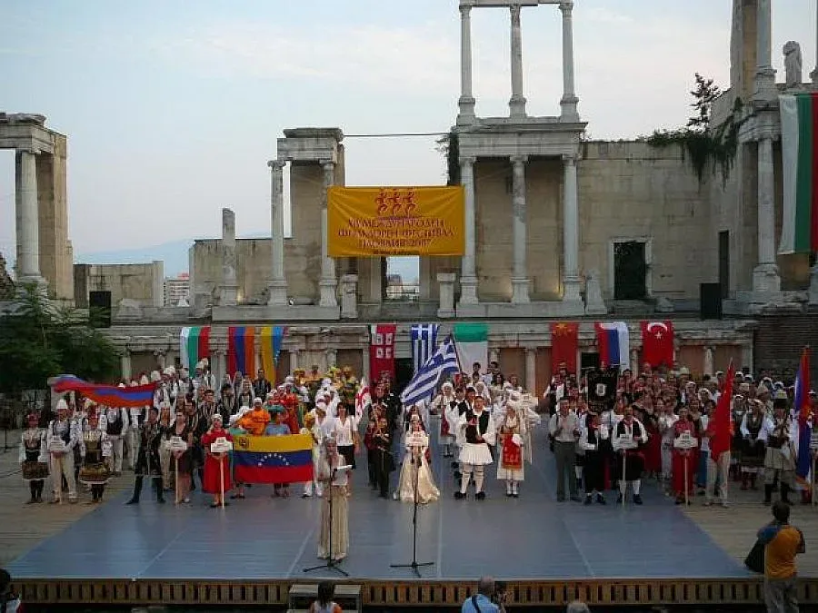 Танцьори от три континента в Пловдив