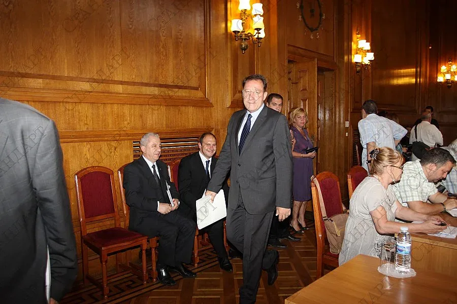 Найденов се срещна със Сдружението на жените военнослужещи