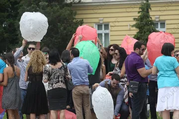 Съни пое към рая с ритуал от Бали