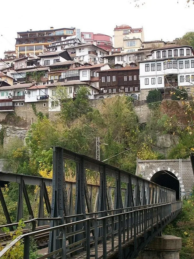 Японци релаксират с филм за Янтра