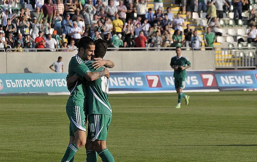 Адвокати защитават „Ботев" и „Миньор"