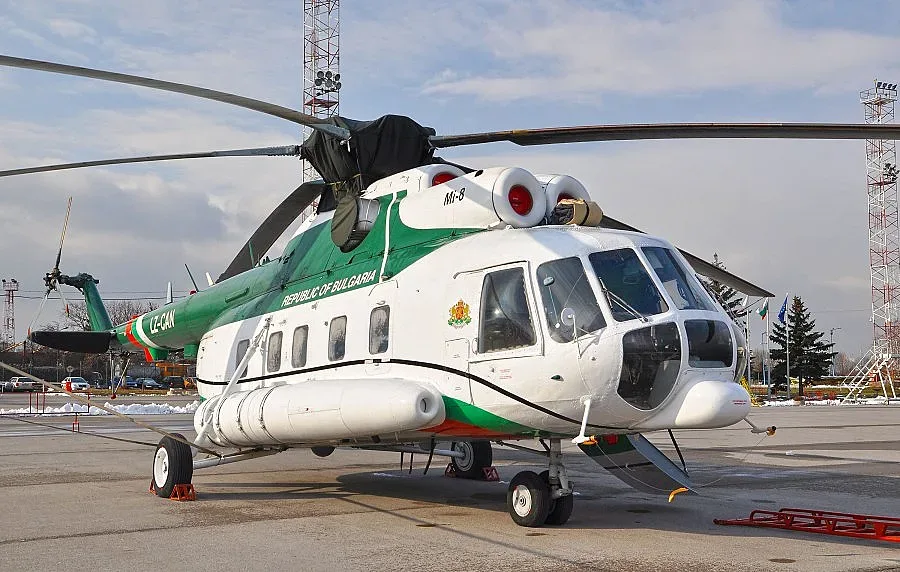 Батков наел МИ-8 за топинвеститори