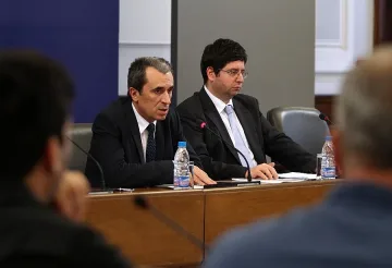 Шест месеца толеранс за кабинета от протестиращи 