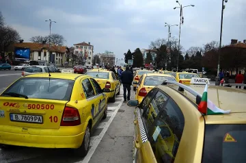 Проверяват такситата в цялата страната