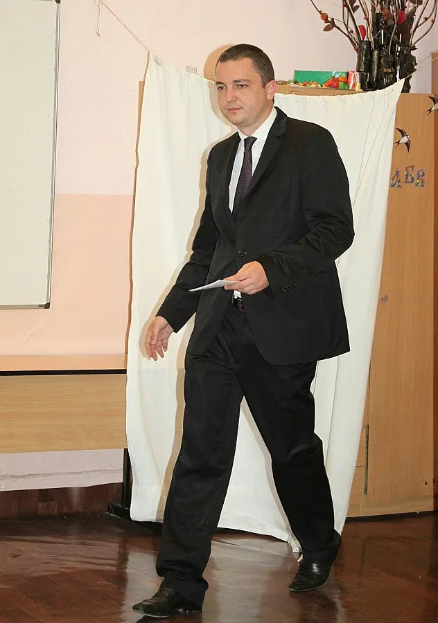 Портних пази Морската градина