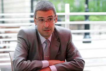 Защо не отворим курортни аптеки