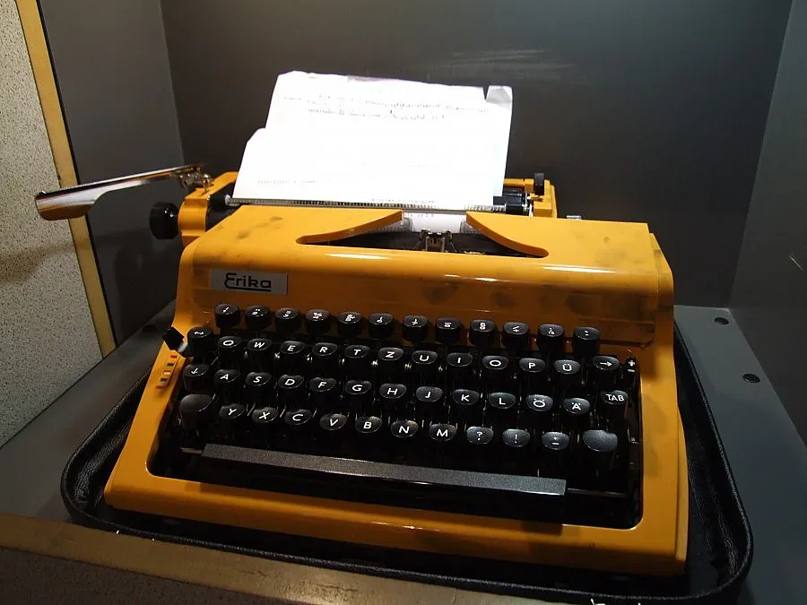 Разведката с пишещи машини