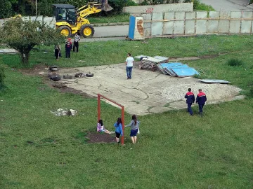 Отрязаха баскета на хлапета заради Пайнера