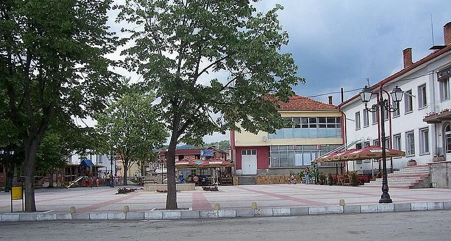 Полицаи с качулки арестуваха на пазара насилник на мъже