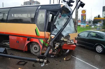 Седем жертви при катастрофа с български автобус в Украйна 