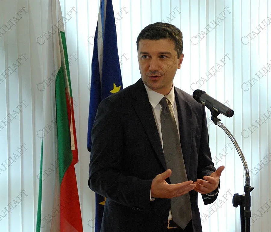 Стойнев: Вината е във всички нас 