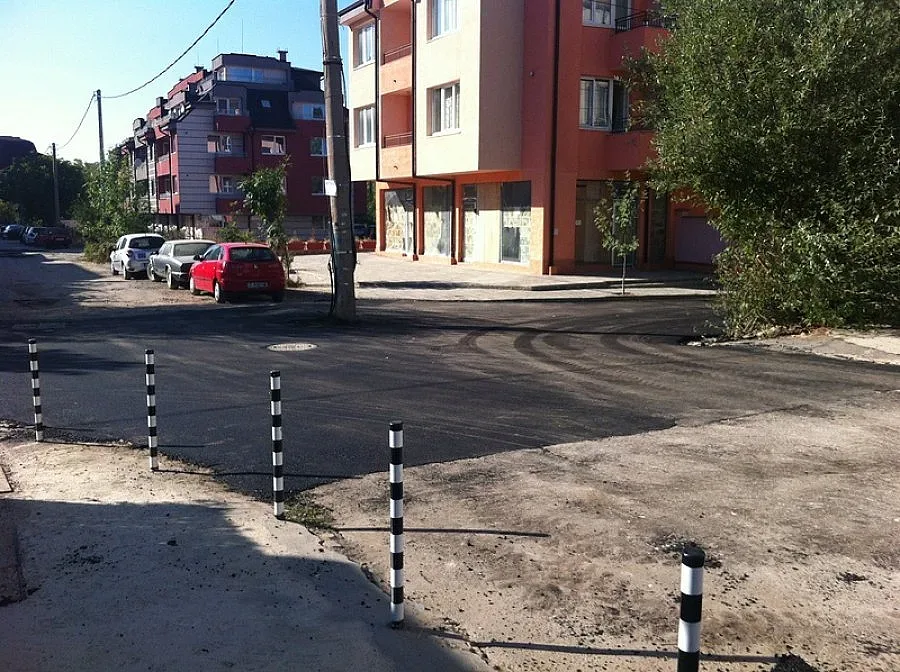 Съд прати квартал извън закона