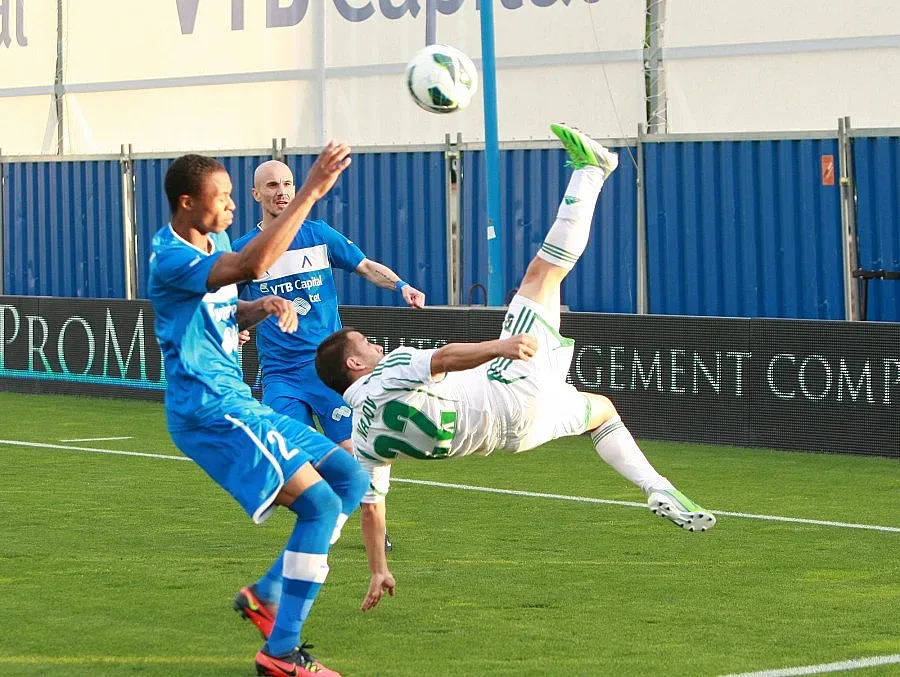 Снимат мачовете и от хеликоптер