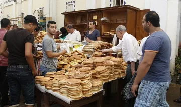 Черпят с биовино на Узана поляна