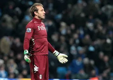 Челси привлече бившия вратар на Фулъм 