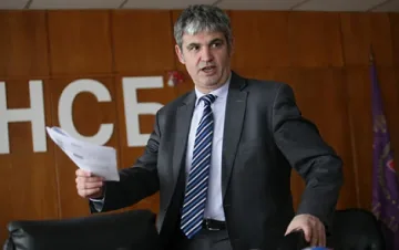 КНСБ: Изходът са предсрочни избори