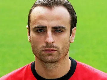 Беснея при загуба, призна Бербатов