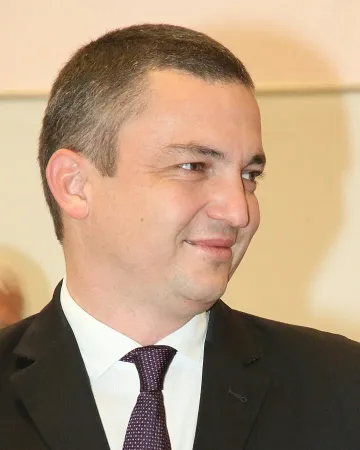 Портних кмет, Бозов губернатор