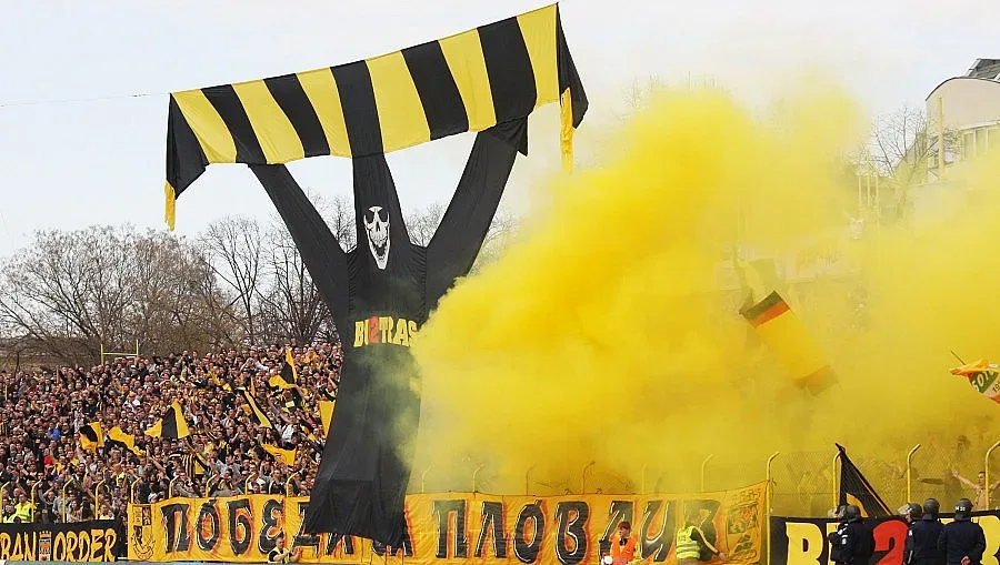 Страх от палеж в "Ботев" Пд