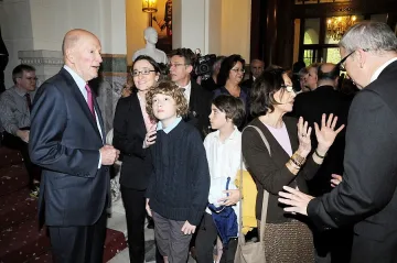 Момчешки хор от Белгия огласи Врана