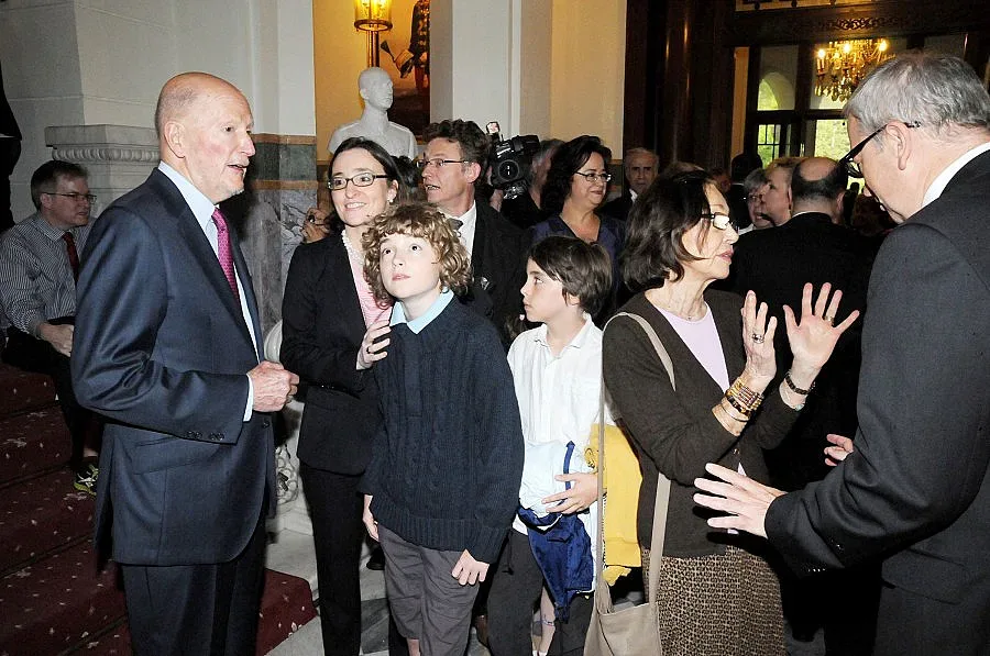 Момчешки хор от Белгия огласи Врана