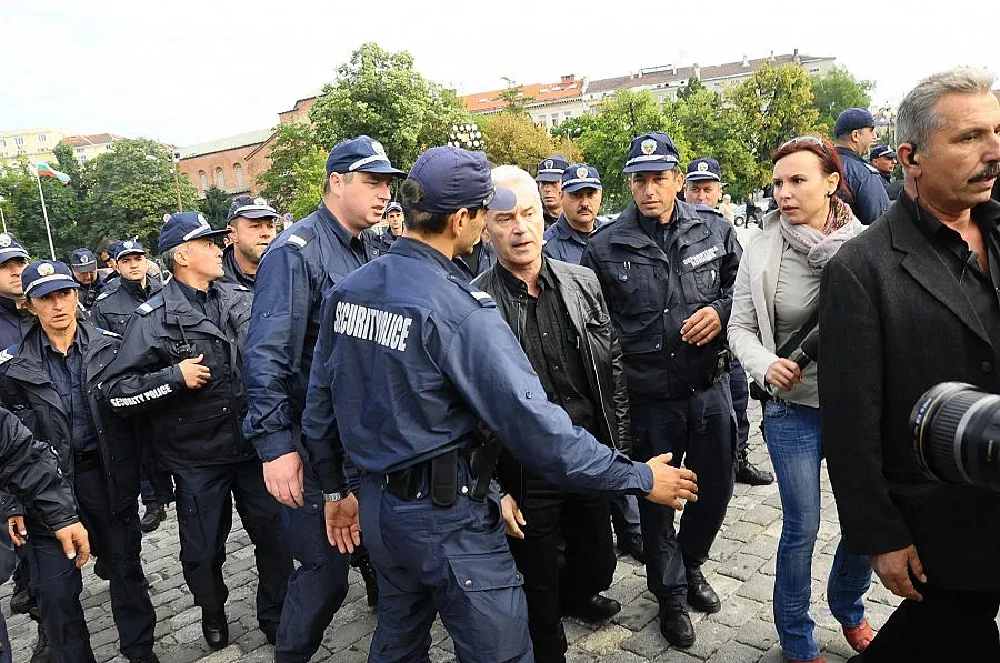 Изгонете Волен от парламента