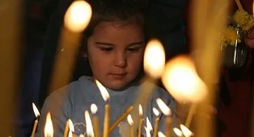 Отбелязваме Света Неделя и всички български светии