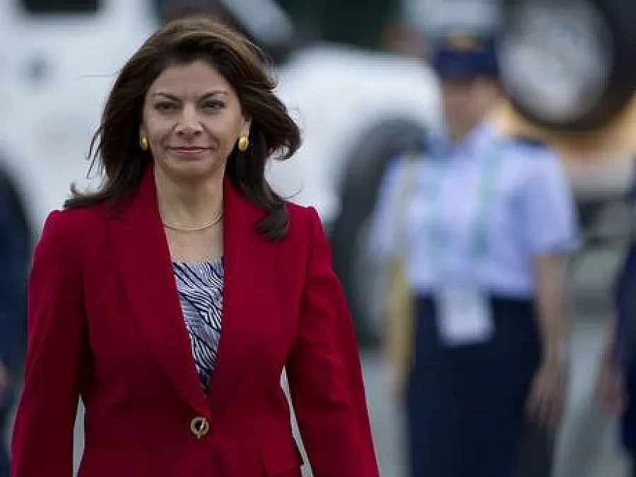 В Коста Рика одобриха гей браковете погрешка