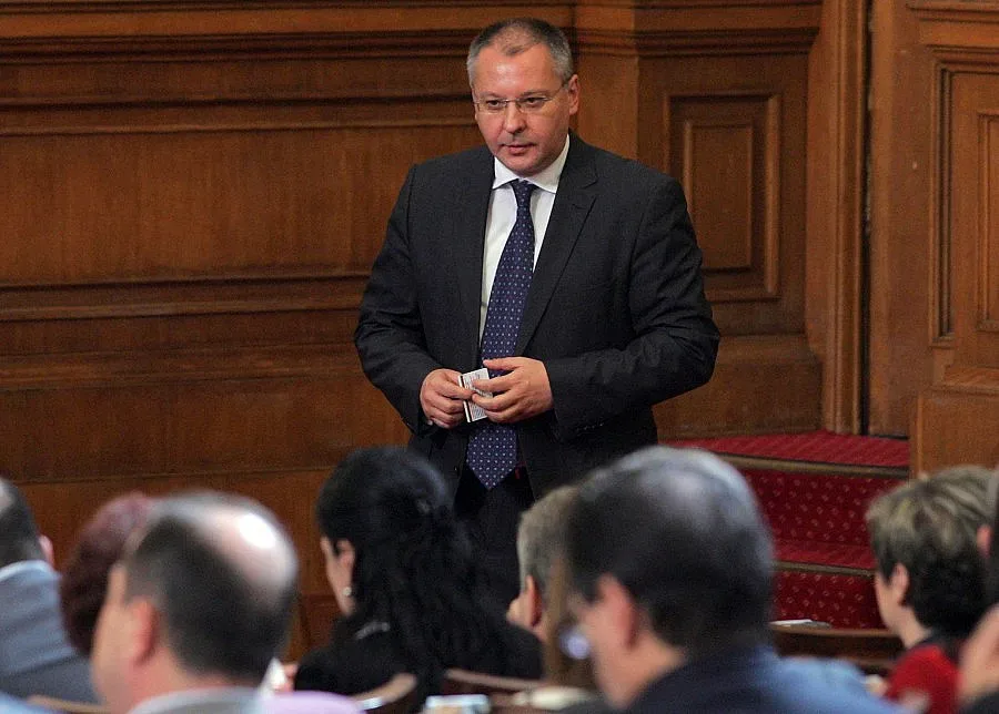 Станишев: МВР е отговорно за ограничения достъп до парламента