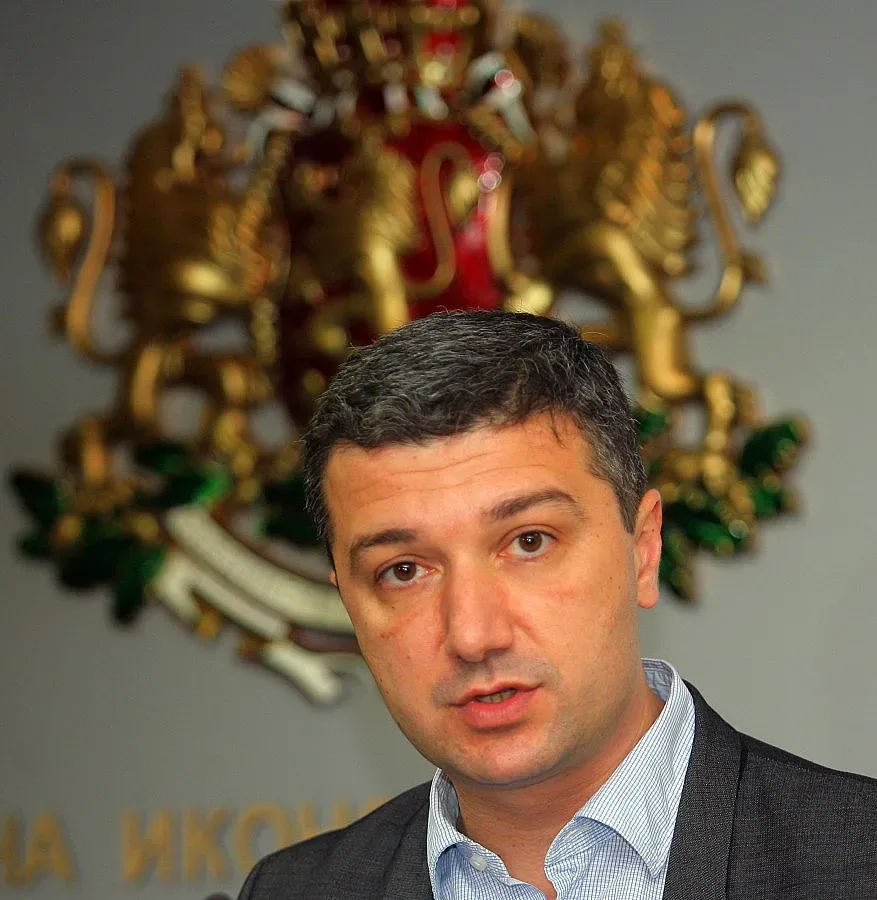 Стойнев: ВМЗ Сопот трябва да продължи да работи