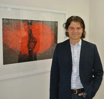 Българин от Бостън показа “изразително изкуство“ в Хасково