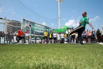 Стоичков награждава първия в Каменица Фен Купа в Пловдив