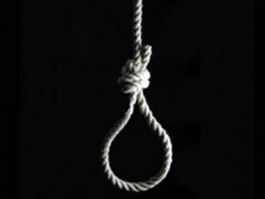 Ромео увисна на въжето, остави пари за любимата