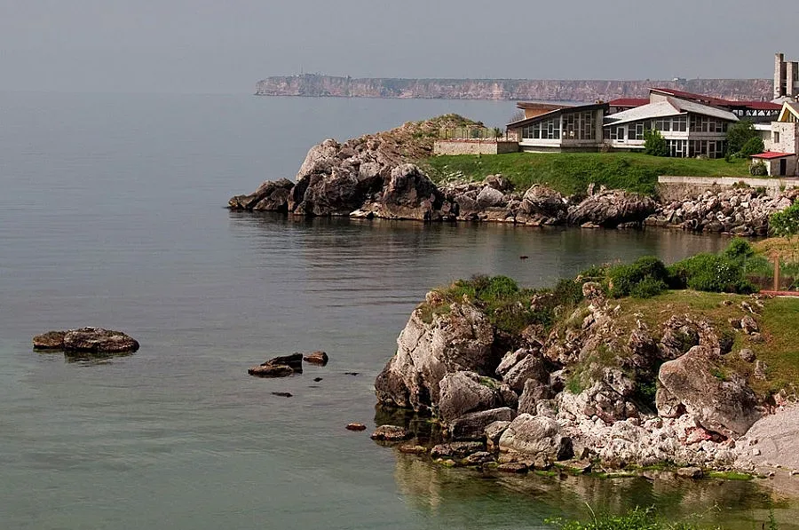 Медии и писатели на кръгла маса в Русалка