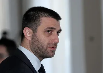 Само Кръстев не е назначавал хора в РВД