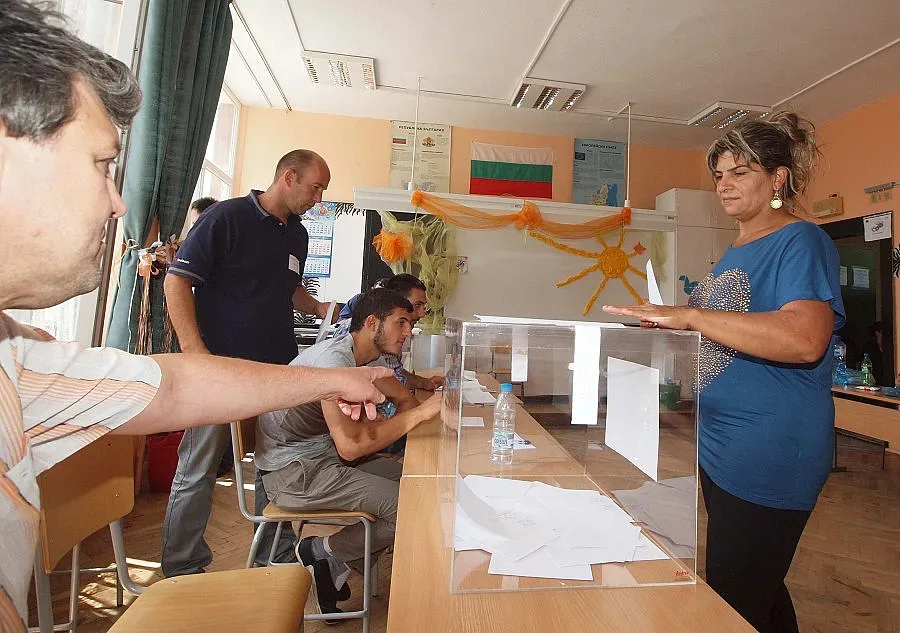 На балотажа край морето с минимална бюлетина 