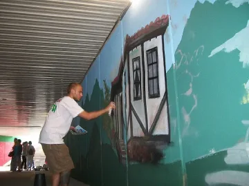 Зографисват подлез със съкровища