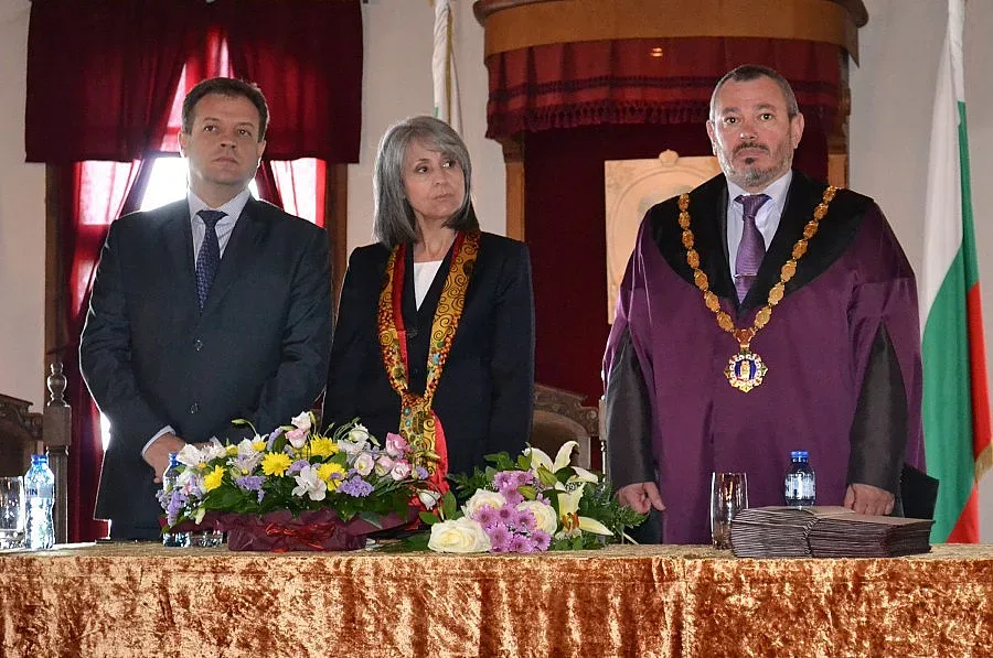 Синът на вицепрезидента стана  зам. районен прокурор  