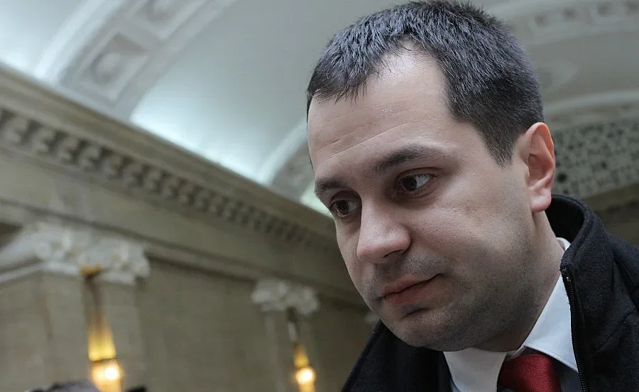 Ще изведем от приютите 1300 деца с увреждания