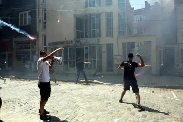 Пуснаха Животното под домашен арест