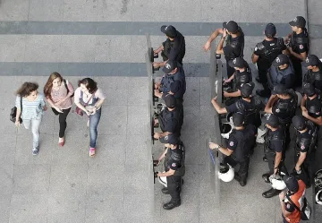 Съдът в Турция отмени застрояването в парка "Гези"