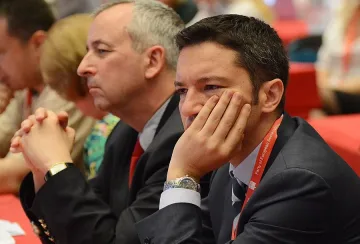 Вигенин: Няма разминавания между мен и президента за Македония 