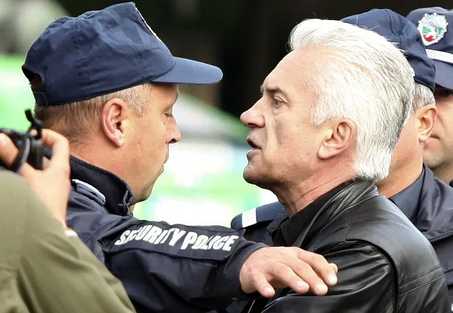 Пращат парламентарната етика при вероизповеданията