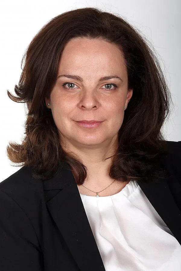 Министър д-р Таня Андреева с двама заместници