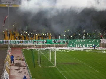 Подкупи в "Нефтохимик" за акции