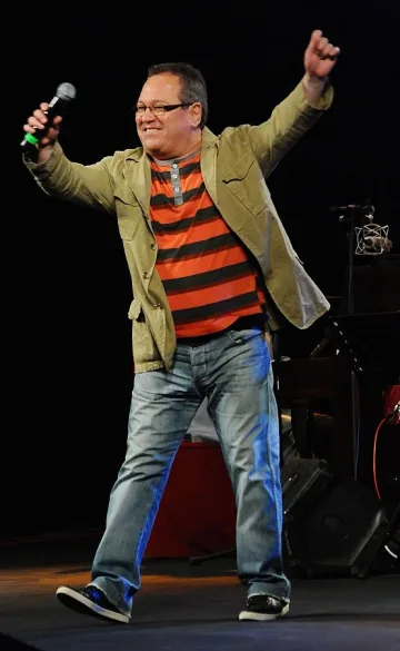 Георги Мамалев и Катето Евро сефтосват летен кино-ресторант