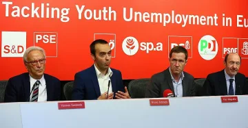 Ханес Свобода: Правителството да се разграничи от Атака