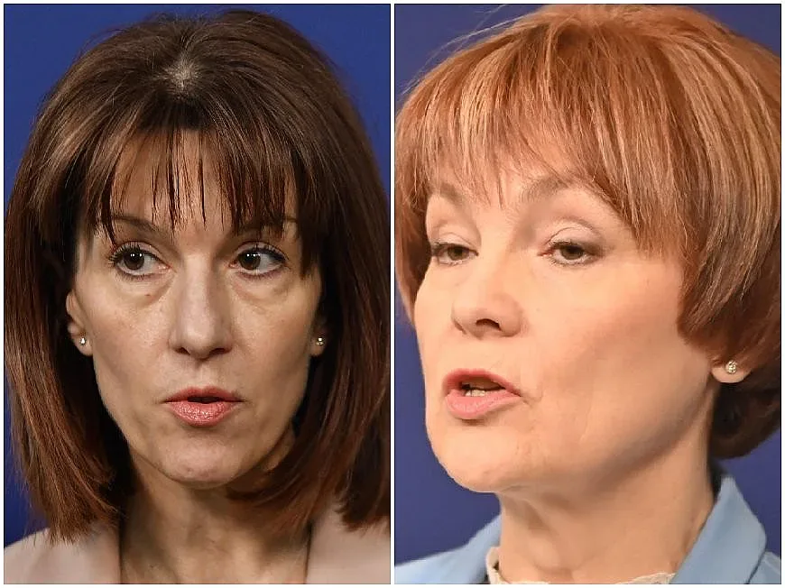 Туристките от ЦИК се скриха, отменят брифинга на комисията