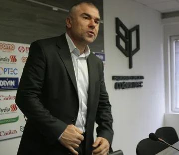 Марешки решава балотажа във Варна